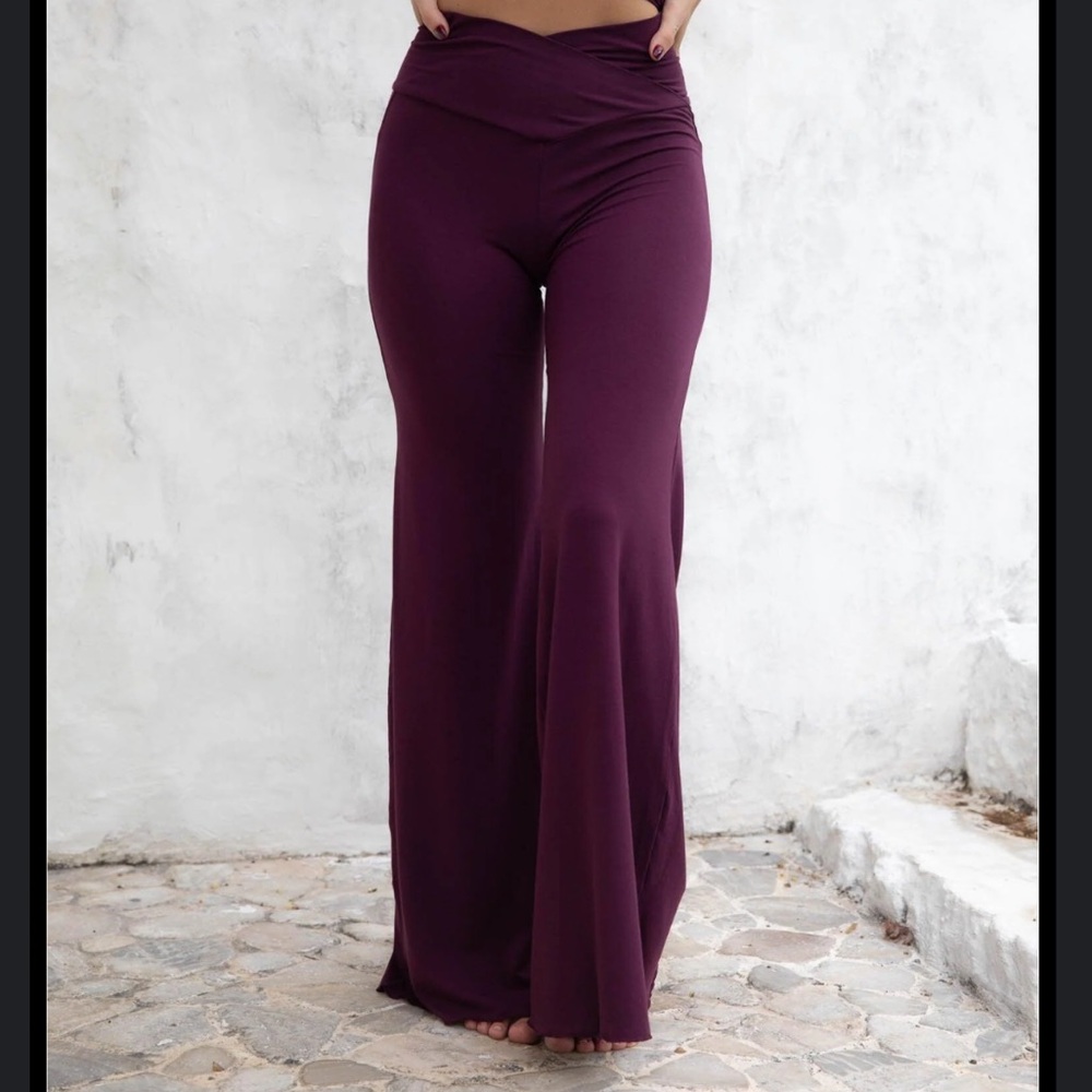 Royal Codes Freya Pant Amethyst-size s